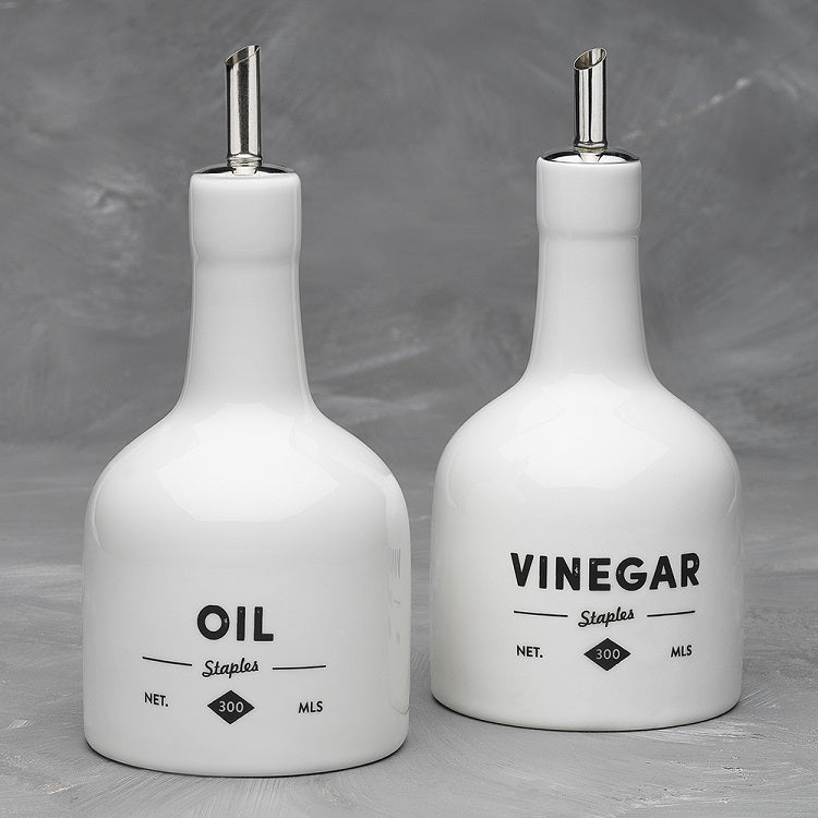 Staples Oil & Vinegar Set